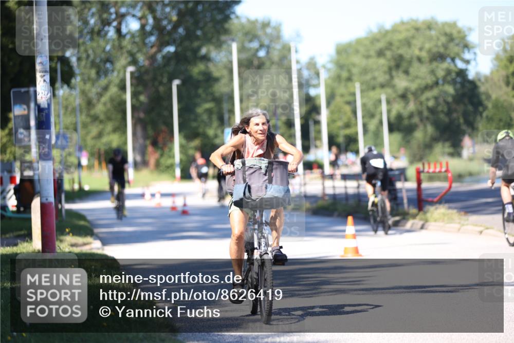17.08.2025 - KN Förde Triathlon 2025 Yannick Fuchs http://msf.ph/oto/8626419 17.08.2025 13:03:18 Radfahren 448, 475, 481, 518, 398, 437, 464, 494, 514, 515, 520, 524, 549 meine-sportfotos.de