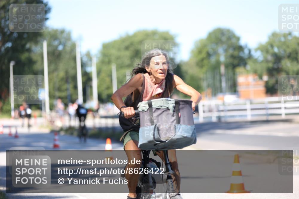 17.08.2025 - KN Förde Triathlon 2025 Yannick Fuchs http://msf.ph/oto/8626422 17.08.2025 13:03:19 Radfahren 448, 475, 481, 518, 398, 437, 464, 494, 514, 515, 520, 524, 549 meine-sportfotos.de