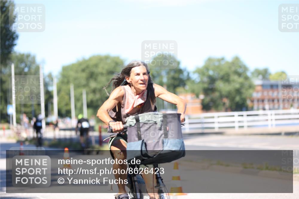 17.08.2025 - KN Förde Triathlon 2025 Yannick Fuchs http://msf.ph/oto/8626423 17.08.2025 13:03:19 Radfahren 448, 475, 481, 518, 398, 437, 464, 494, 514, 515, 520, 524, 549 meine-sportfotos.de