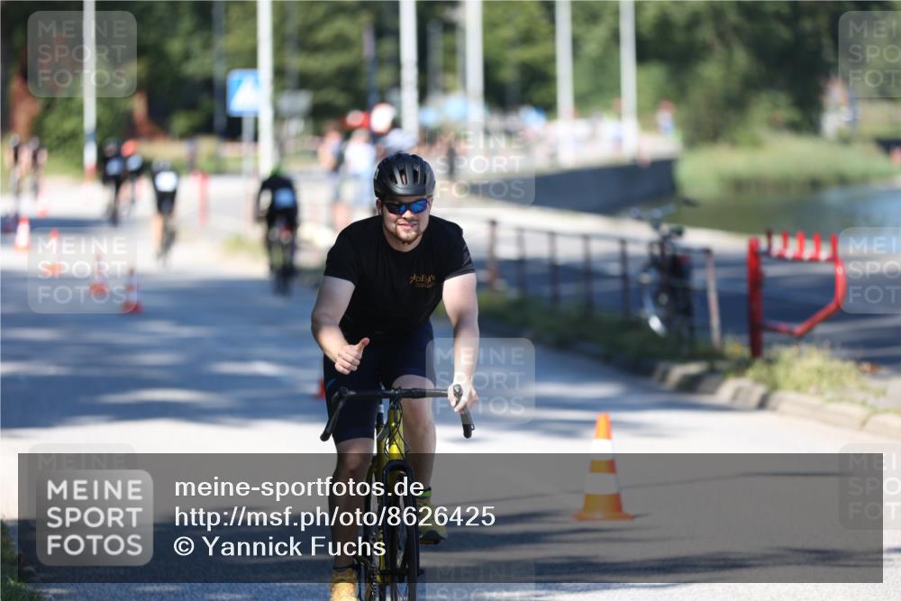 17.08.2025 - KN Förde Triathlon 2025 Yannick Fuchs http://msf.ph/oto/8626425 17.08.2025 13:03:22 Radfahren 475, 481, 493, 518, 398, 448, 464, 494, 515 meine-sportfotos.de