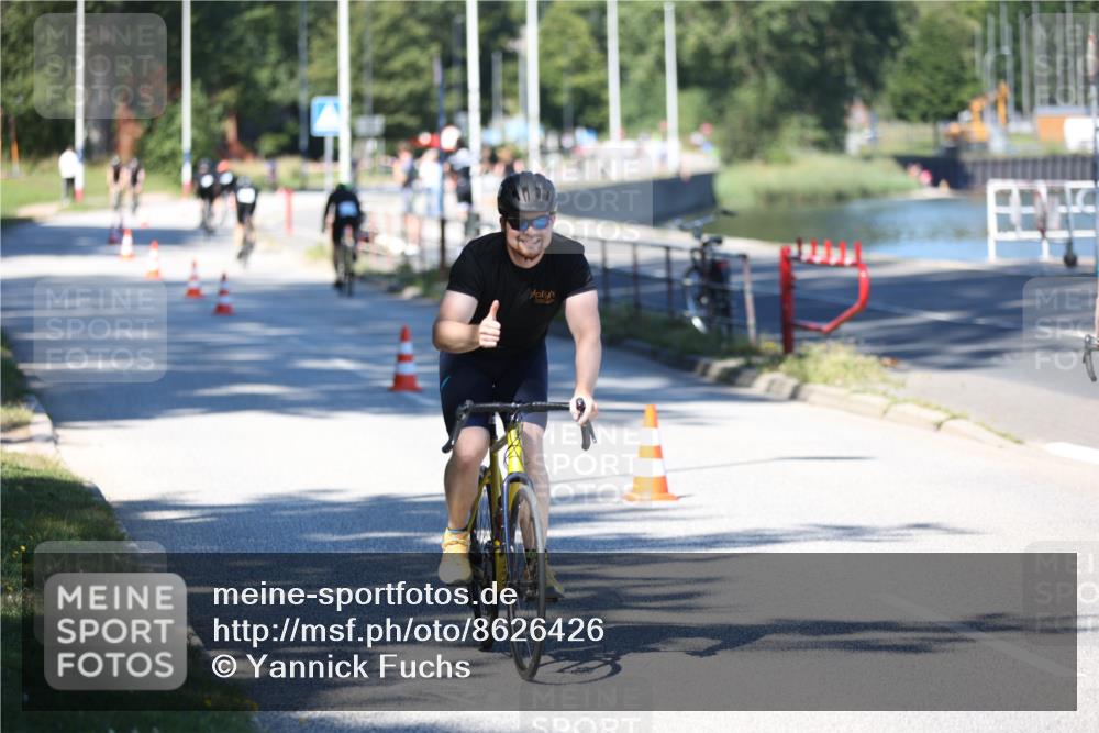 17.08.2025 - KN Förde Triathlon 2025 Yannick Fuchs http://msf.ph/oto/8626426 17.08.2025 13:03:22 Radfahren 475, 481, 493, 518, 398, 448, 464, 494, 515 meine-sportfotos.de