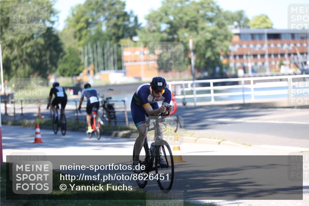 17.08.2025 - KN Förde Triathlon 2025 Yannick Fuchs http://msf.ph/oto/8626451 17.08.2025 13:03:40 Radfahren 402, 418, 458, 476, 531, 536, 542, 432, 458, 493, 536, 542, 547 meine-sportfotos.de