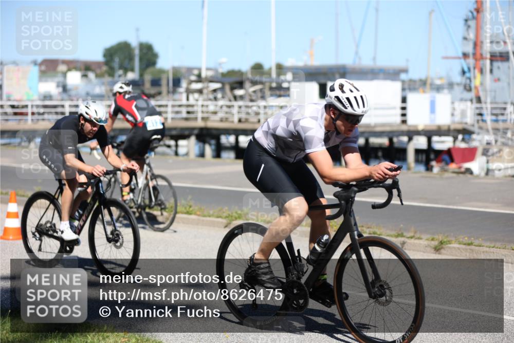17.08.2025 - KN Förde Triathlon 2025 Yannick Fuchs http://msf.ph/oto/8626475 17.08.2025 13:03:58 Radfahren 409, 411, 460, 461, 523, 401, 412, 467 meine-sportfotos.de
