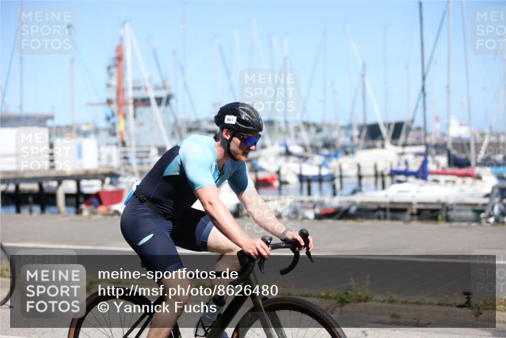 17.08.2025 - KN Förde Triathlon 2025 Yannick Fuchs http://msf.ph/oto/8626480 17.08.2025 13:04:00 Radfahren 409, 411, 460, 461, 523, 535, 401, 409, 412, 467 meine-sportfotos.de
