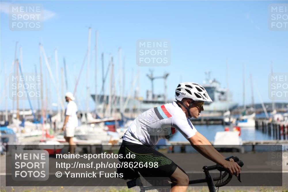 17.08.2025 - KN Förde Triathlon 2025 Yannick Fuchs http://msf.ph/oto/8626498 17.08.2025 13:04:11 Radfahren 406, 436, 452, 483, 495, 533, 535, 523 meine-sportfotos.de