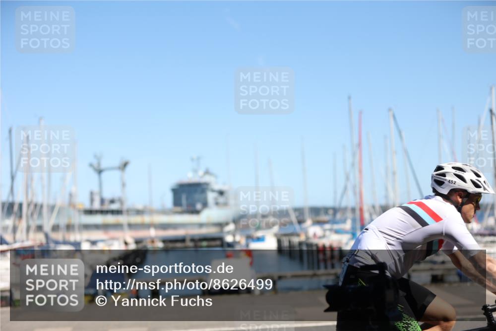 17.08.2025 - KN Förde Triathlon 2025 Yannick Fuchs http://msf.ph/oto/8626499 17.08.2025 13:04:11 Radfahren 406, 436, 452, 483, 495, 533, 535, 523 meine-sportfotos.de