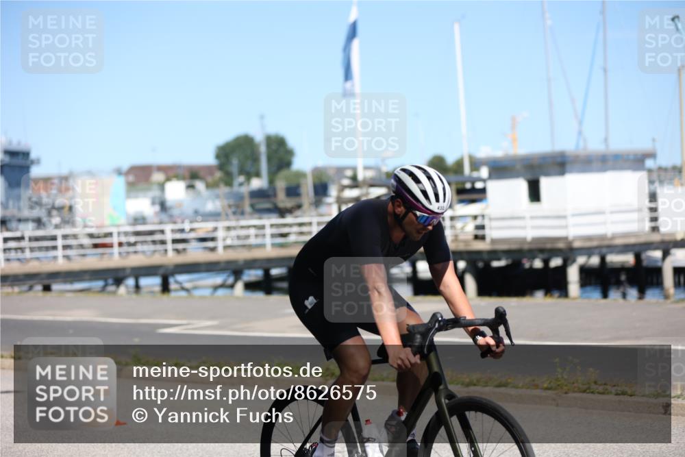 17.08.2025 - KN Förde Triathlon 2025 Yannick Fuchs http://msf.ph/oto/8626575 17.08.2025 13:05:11 Radfahren 422, 432, 448, 493, 518, 547, 493, 518 meine-sportfotos.de