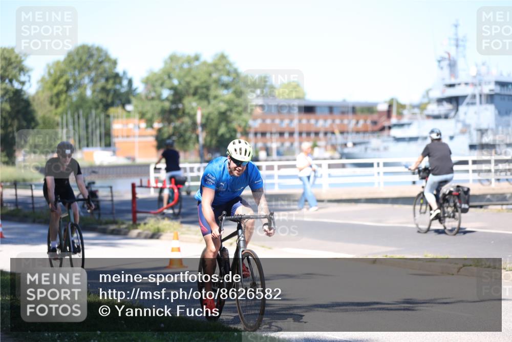 17.08.2025 - KN Förde Triathlon 2025 Yannick Fuchs http://msf.ph/oto/8626582 17.08.2025 13:05:23 Radfahren 409, 415, 443, 459, 462, 476, 479, 531, 534, 536, 422 meine-sportfotos.de