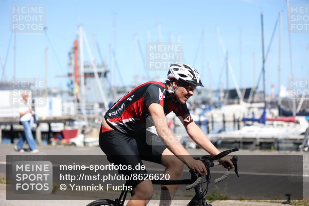 17.08.2025 - KN Förde Triathlon 2025 Yannick Fuchs http://msf.ph/oto/8626620 17.08.2025 13:05:45 Radfahren 412, 513, 533, 406, 491, 501 meine-sportfotos.de