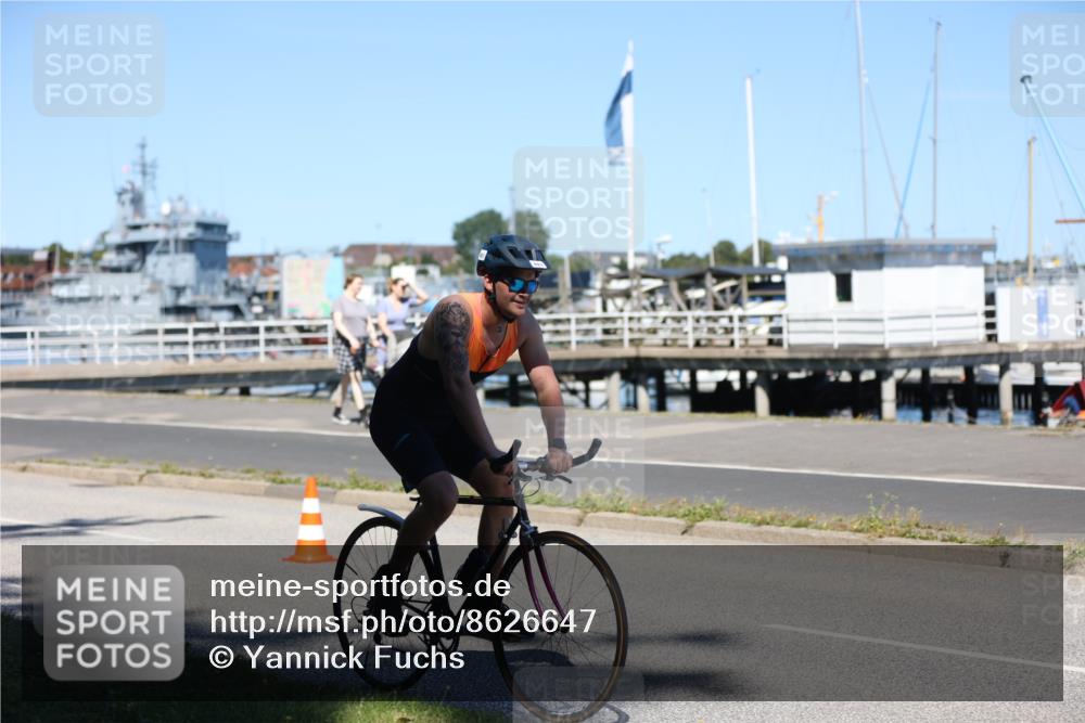 17.08.2025 - KN Förde Triathlon 2025 Yannick Fuchs http://msf.ph/oto/8626647 17.08.2025 13:06:03 Radfahren 403, 421, 453, 470, 483, 487, 500, 548, 436, 455 meine-sportfotos.de