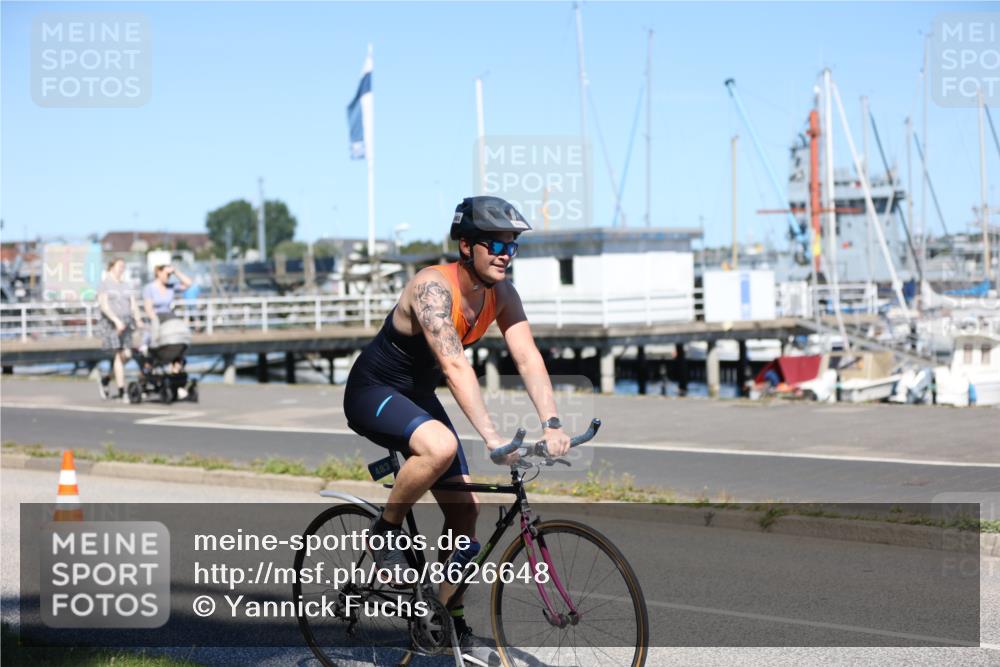 17.08.2025 - KN Förde Triathlon 2025 Yannick Fuchs http://msf.ph/oto/8626648 17.08.2025 13:06:03 Radfahren 403, 421, 453, 470, 483, 487, 500, 548, 436, 455 meine-sportfotos.de