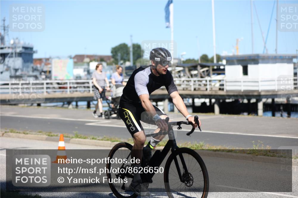 17.08.2025 - KN Förde Triathlon 2025 Yannick Fuchs http://msf.ph/oto/8626650 17.08.2025 13:06:04 Radfahren 403, 421, 453, 470, 483, 487, 500, 548, 436, 455 meine-sportfotos.de