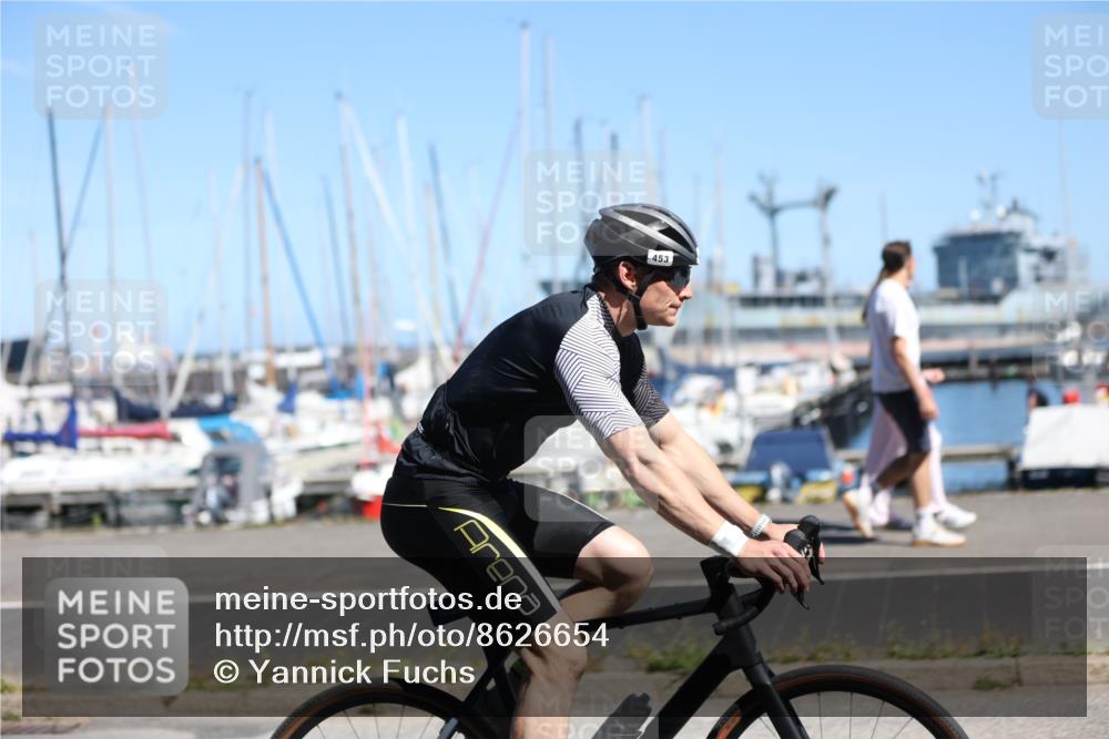 17.08.2025 - KN Förde Triathlon 2025 Yannick Fuchs http://msf.ph/oto/8626654 17.08.2025 13:06:05 Radfahren 403, 421, 453, 470, 483, 487, 500, 548, 421, 436, 455 meine-sportfotos.de