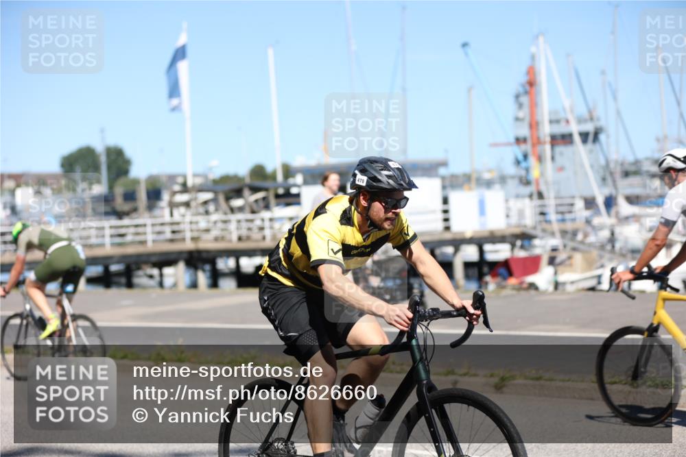 17.08.2025 - KN Förde Triathlon 2025 Yannick Fuchs http://msf.ph/oto/8626660 17.08.2025 13:06:09 Radfahren 403, 465, 470, 487, 500, 548, 421, 453, 483, 548 meine-sportfotos.de