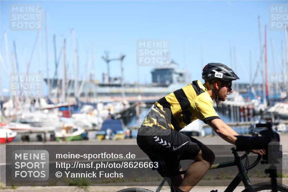 17.08.2025 - KN Förde Triathlon 2025 Yannick Fuchs http://msf.ph/oto/8626663 17.08.2025 13:06:10 Radfahren 403, 465, 470, 487, 500, 421, 453, 483, 487, 500, 548 meine-sportfotos.de