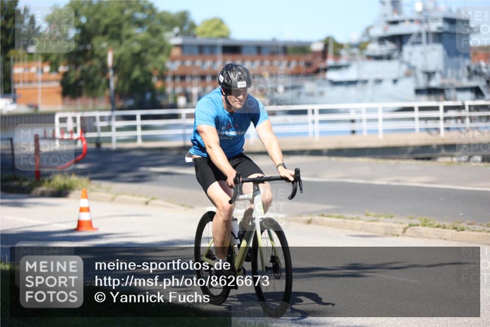 17.08.2025 - KN Förde Triathlon 2025 Yannick Fuchs http://msf.ph/oto/8626673 17.08.2025 13:06:19 Radfahren 408, 414, 419, 465, 482, 490, 495, 403, 465, 470 meine-sportfotos.de