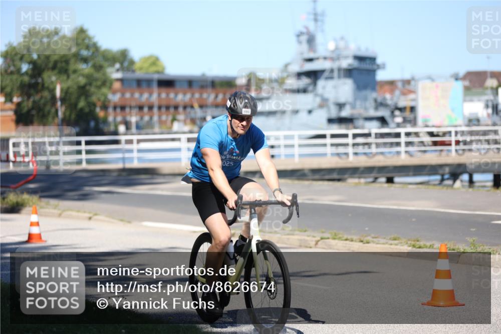 17.08.2025 - KN Förde Triathlon 2025 Yannick Fuchs http://msf.ph/oto/8626674 17.08.2025 13:06:20 Radfahren 408, 414, 419, 420, 482, 490, 495, 403, 465 meine-sportfotos.de