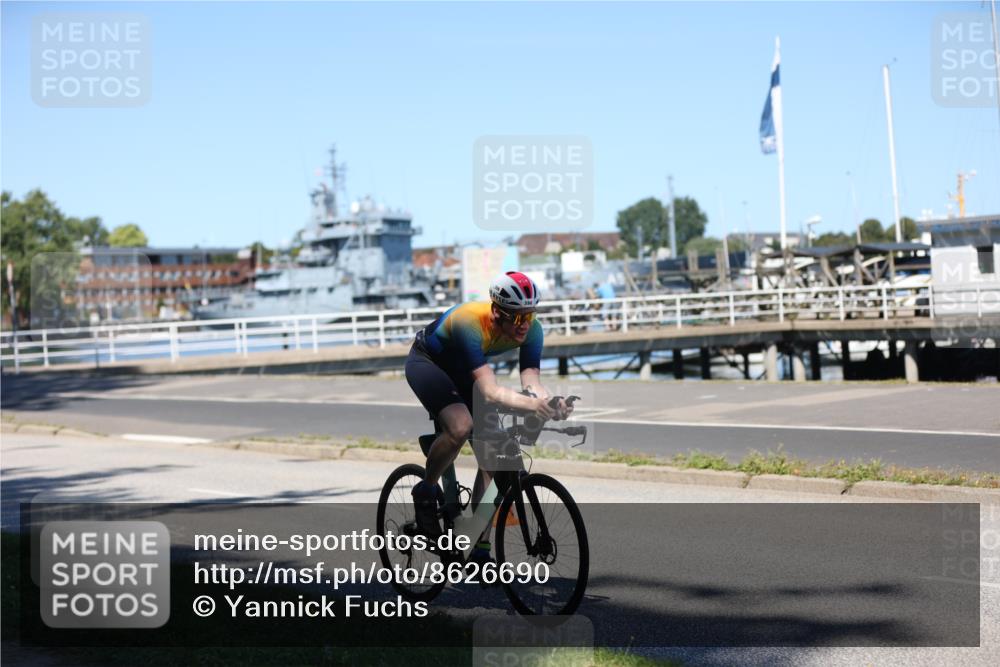 17.08.2025 - KN Förde Triathlon 2025 Yannick Fuchs http://msf.ph/oto/8626690 17.08.2025 13:06:29 Radfahren 396, 420, 482, 505, 544, 408, 414, 419, 490, 495 meine-sportfotos.de