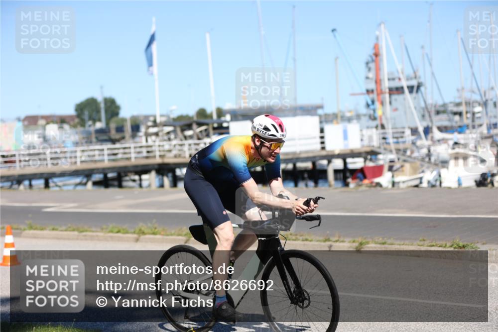 17.08.2025 - KN Förde Triathlon 2025 Yannick Fuchs http://msf.ph/oto/8626692 17.08.2025 13:06:30 Radfahren 357, 396, 420, 482, 505, 506, 544, 408, 414, 419, 482, 490, 495 meine-sportfotos.de