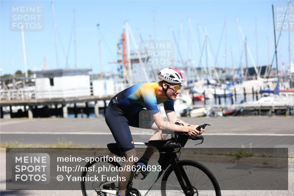 17.08.2025 - KN Förde Triathlon 2025 Yannick Fuchs http://msf.ph/oto/8626693 17.08.2025 13:06:30 Radfahren 357, 396, 420, 482, 505, 506, 544, 408, 414, 419, 482, 490, 495 meine-sportfotos.de