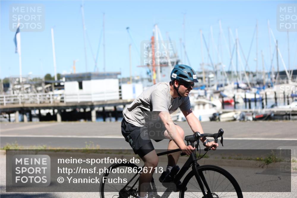 17.08.2025 - KN Förde Triathlon 2025 Yannick Fuchs http://msf.ph/oto/8626713 17.08.2025 13:06:50 Radfahren 415, 422, 426, 413, 417, 422, 498, 507 meine-sportfotos.de