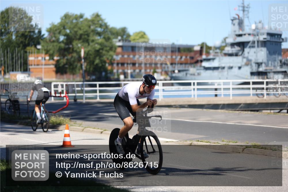 17.08.2025 - KN Förde Triathlon 2025 Yannick Fuchs http://msf.ph/oto/8626715 17.08.2025 13:06:51 Radfahren 415, 426, 413, 417, 422, 498 meine-sportfotos.de