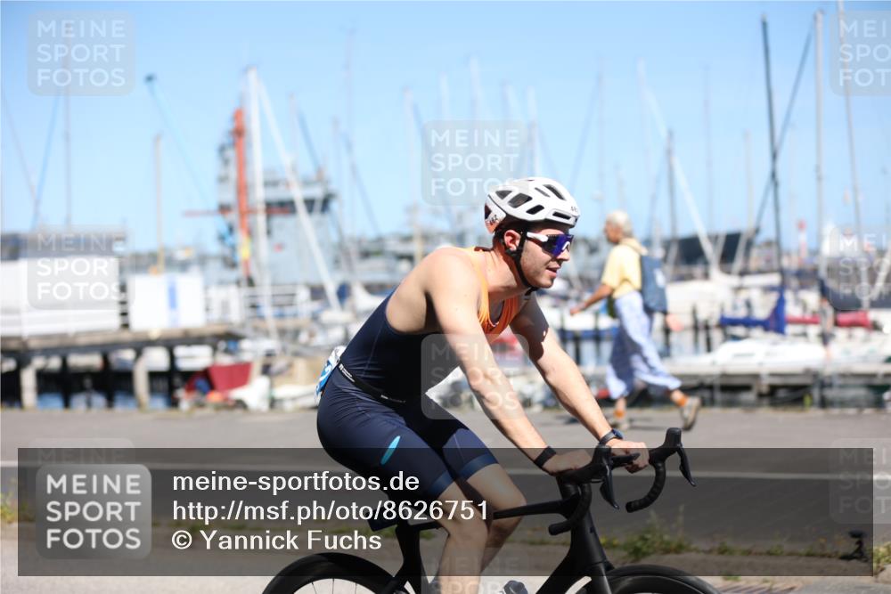 17.08.2025 - KN Förde Triathlon 2025 Yannick Fuchs http://msf.ph/oto/8626751 17.08.2025 13:07:14 Radfahren 423, 462, 479, 491, 504, 513, 534, 427, 459, 501, 532 meine-sportfotos.de