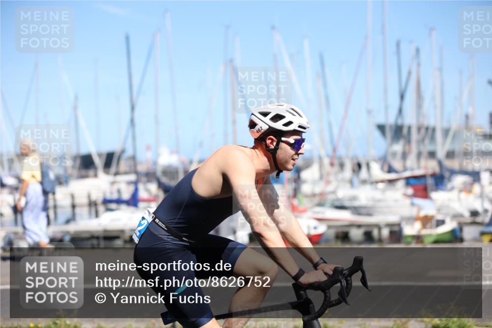 17.08.2025 - KN Förde Triathlon 2025 Yannick Fuchs http://msf.ph/oto/8626752 17.08.2025 13:07:14 Radfahren 423, 462, 479, 491, 504, 513, 534, 427, 459, 501, 532 meine-sportfotos.de