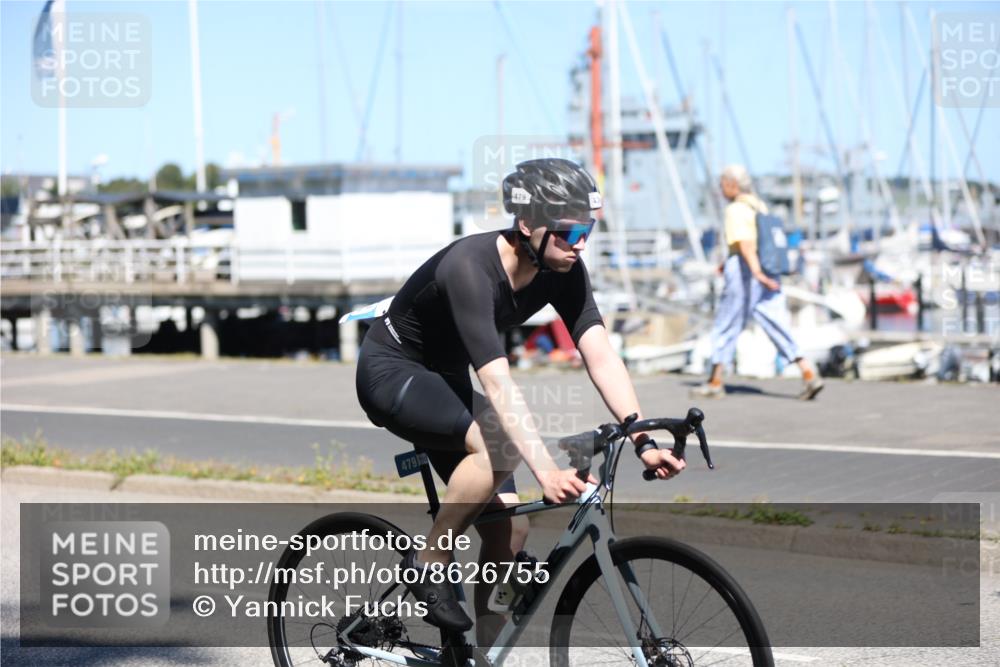 17.08.2025 - KN Förde Triathlon 2025 Yannick Fuchs http://msf.ph/oto/8626755 17.08.2025 13:07:15 Radfahren 423, 462, 479, 491, 504, 513, 534, 427, 459, 501 meine-sportfotos.de
