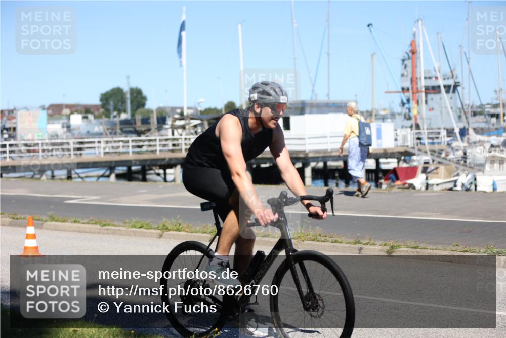 17.08.2025 - KN Förde Triathlon 2025 Yannick Fuchs http://msf.ph/oto/8626760 17.08.2025 13:07:17 Radfahren 423, 462, 479, 491, 504, 513, 534, 459, 462, 501 meine-sportfotos.de