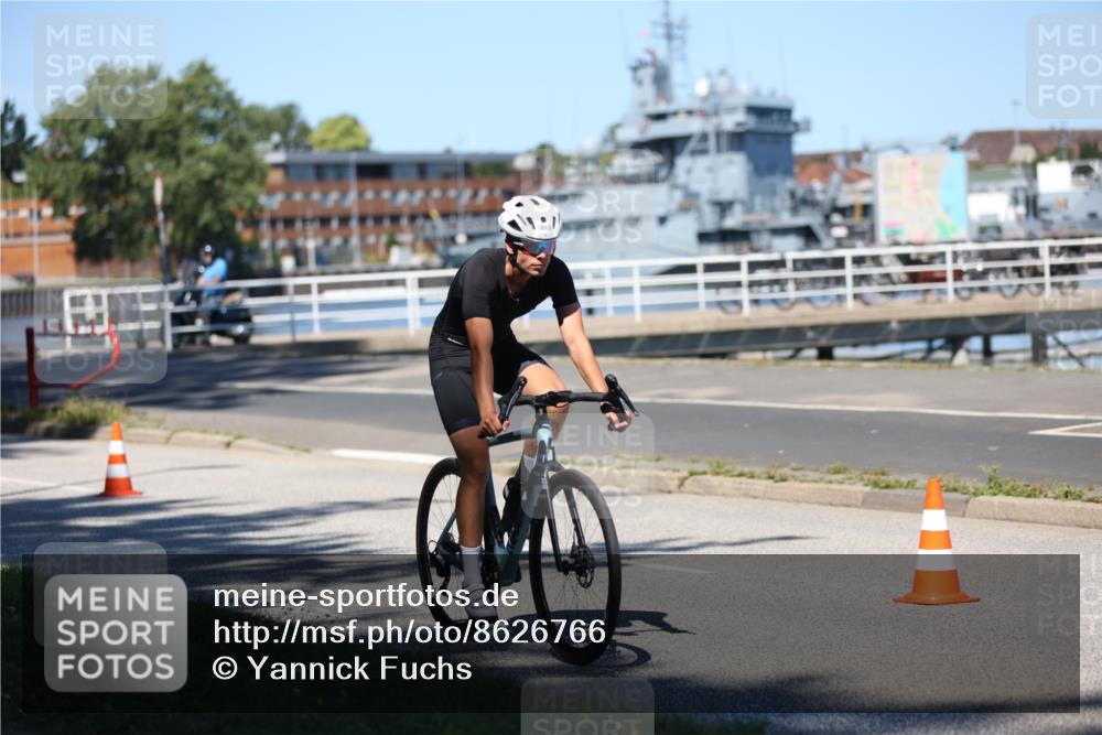 17.08.2025 - KN Förde Triathlon 2025 Yannick Fuchs http://msf.ph/oto/8626766 17.08.2025 13:07:20 Radfahren 403, 423, 491, 504, 513, 534, 462, 479 meine-sportfotos.de