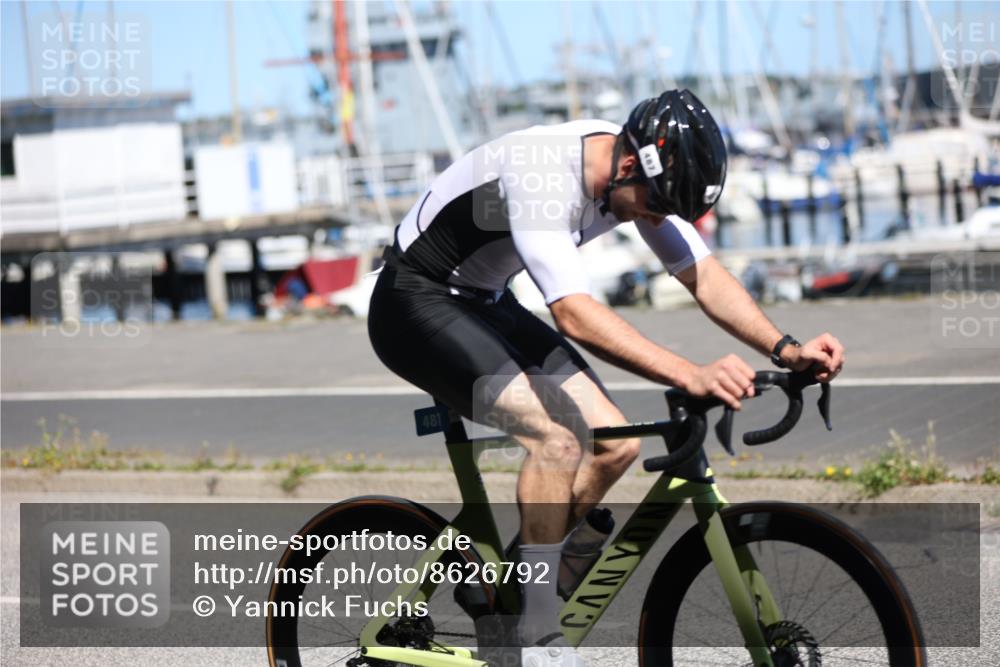 17.08.2025 - KN Förde Triathlon 2025 Yannick Fuchs http://msf.ph/oto/8626792 17.08.2025 13:07:38 Radfahren 397, 408, 421, 455, 480, 487, 496, 500, 548, 403, 466, 529 meine-sportfotos.de