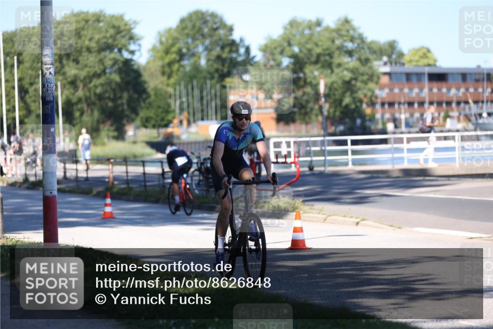 17.08.2025 - KN Förde Triathlon 2025 Yannick Fuchs http://msf.ph/oto/8626848 17.08.2025 13:08:19 Radfahren 357, 407, 413, 439, 482, 486, 505, 506, 507, 544, 413, 417, 431, 441, 486, 505, 507 meine-sportfotos.de