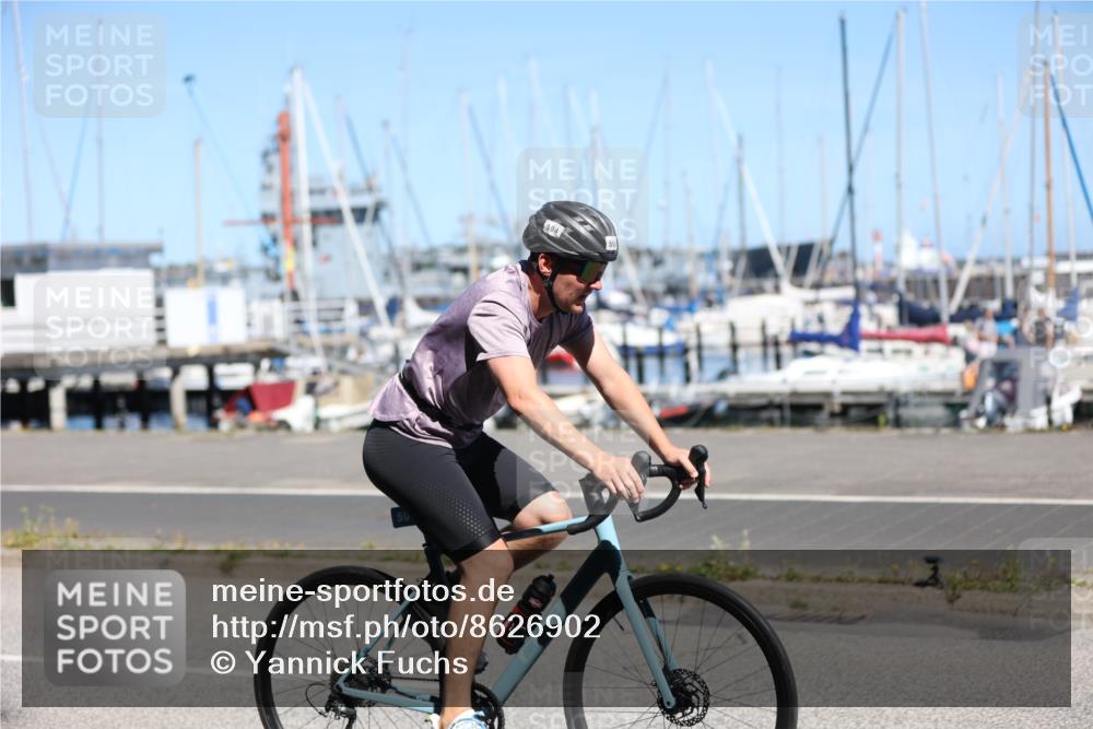17.08.2025 - KN Förde Triathlon 2025 Yannick Fuchs http://msf.ph/oto/8626902 17.08.2025 13:09:09 Radfahren 440, 504, 529, 410, 538 meine-sportfotos.de
