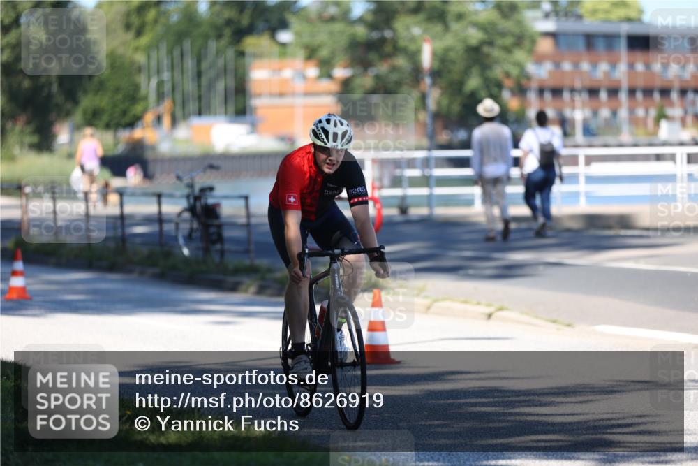 17.08.2025 - KN Förde Triathlon 2025 Yannick Fuchs http://msf.ph/oto/8626919 17.08.2025 13:09:27 Radfahren 397, 456, 480, 496, 519 meine-sportfotos.de