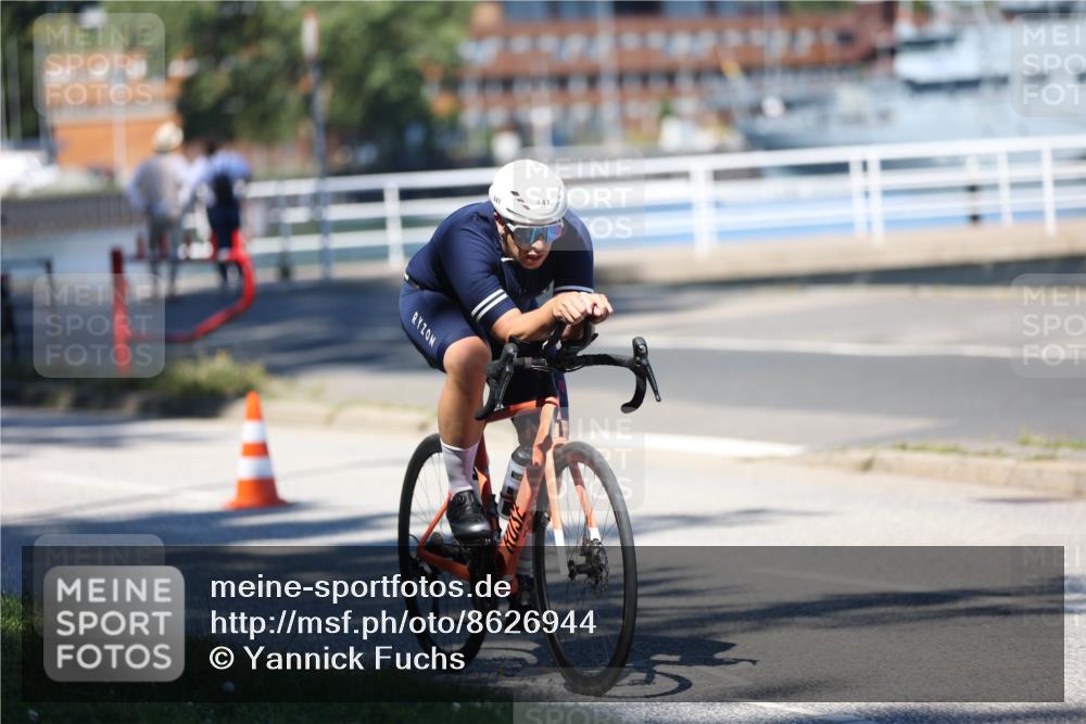 17.08.2025 - KN Förde Triathlon 2025 Yannick Fuchs http://msf.ph/oto/8626944 17.08.2025 13:09:43 Radfahren 416, 431, 439, 441, 457, 526, 431, 496 meine-sportfotos.de