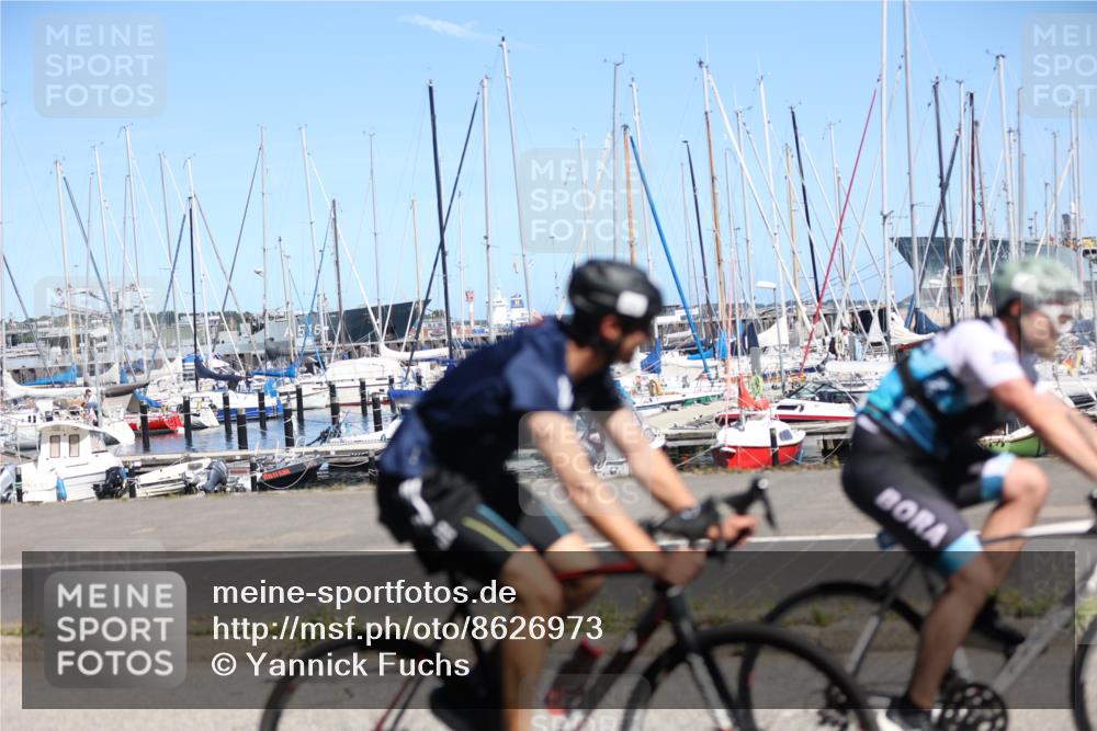17.08.2025 - KN Förde Triathlon 2025 Yannick Fuchs http://msf.ph/oto/8626973 17.08.2025 13:09:56 Radfahren 447, 472, 477, 502, 511, 525, 539, 540, 416, 439, 472, 526 meine-sportfotos.de