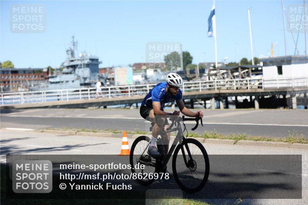 17.08.2025 - KN Förde Triathlon 2025 Yannick Fuchs http://msf.ph/oto/8626978 17.08.2025 13:09:58 Radfahren 428, 447, 477, 502, 511, 525, 539, 540, 416, 439, 472 meine-sportfotos.de