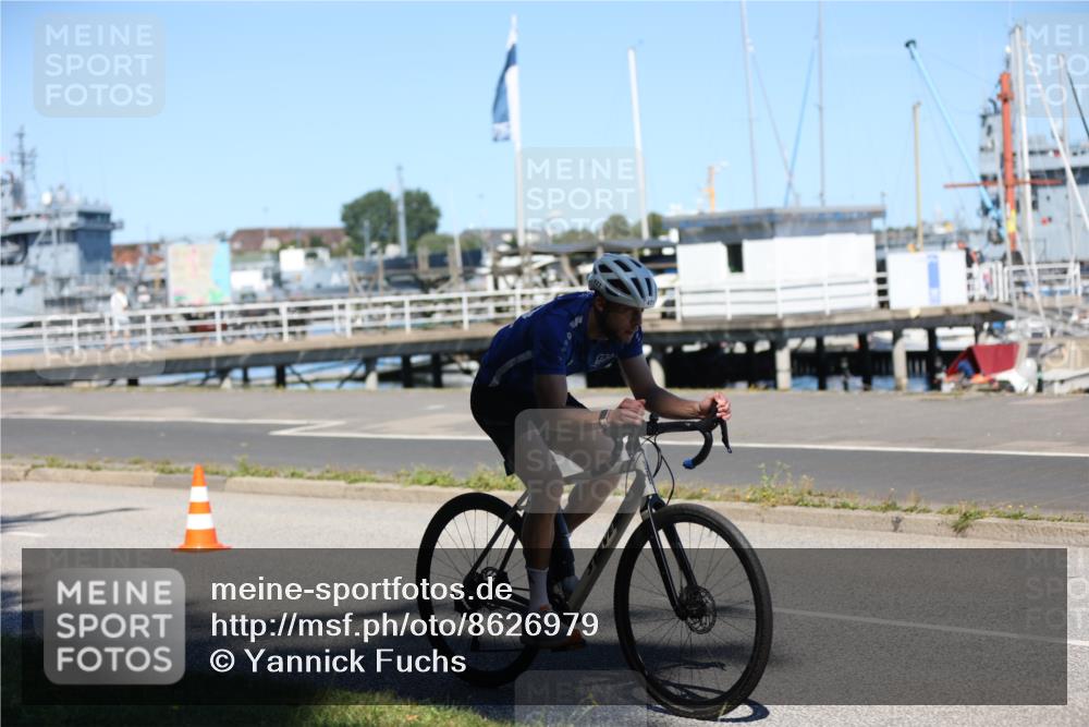 17.08.2025 - KN Förde Triathlon 2025 Yannick Fuchs http://msf.ph/oto/8626979 17.08.2025 13:09:58 Radfahren 428, 447, 477, 502, 511, 525, 539, 540, 416, 439, 472 meine-sportfotos.de