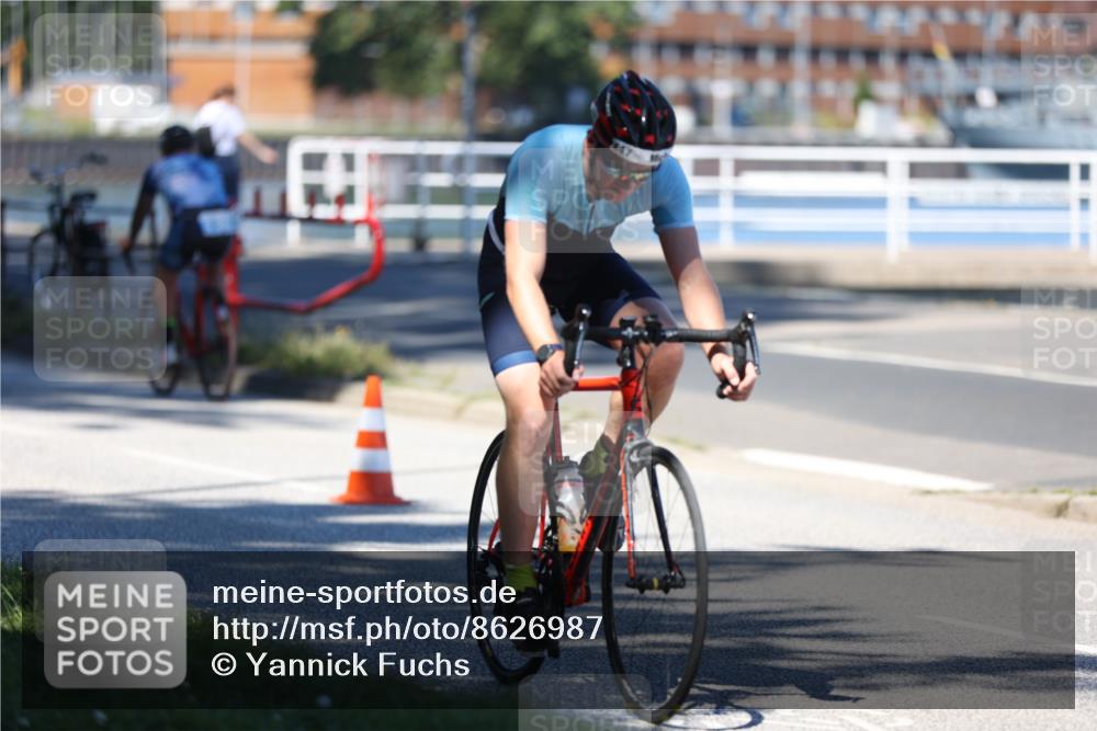 17.08.2025 - KN Förde Triathlon 2025 Yannick Fuchs http://msf.ph/oto/8626987 17.08.2025 13:10:04 Radfahren 425, 428, 433, 447, 454, 511, 516, 477, 502, 525, 539, 540 meine-sportfotos.de