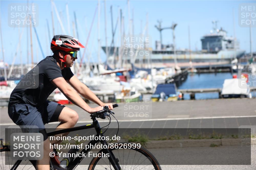 17.08.2025 - KN Förde Triathlon 2025 Yannick Fuchs http://msf.ph/oto/8626999 17.08.2025 13:10:14 Radfahren 404, 433, 445, 450, 486, 516, 522, 425, 428, 447, 454 meine-sportfotos.de