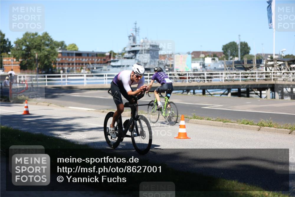 17.08.2025 - KN Förde Triathlon 2025 Yannick Fuchs http://msf.ph/oto/8627001 17.08.2025 13:10:17 Radfahren 404, 424, 445, 450, 486, 522, 425, 433, 450, 454, 486, 516 meine-sportfotos.de