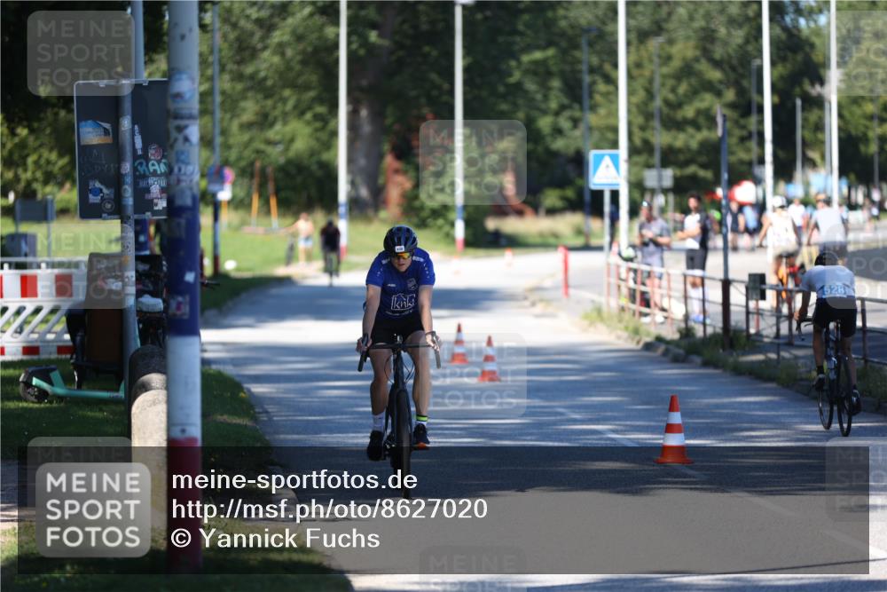 17.08.2025 - KN Förde Triathlon 2025 Yannick Fuchs http://msf.ph/oto/8627020 17.08.2025 13:10:42 Radfahren 418, 434, 438, 440, 508, 546, 508, 528, 541 meine-sportfotos.de