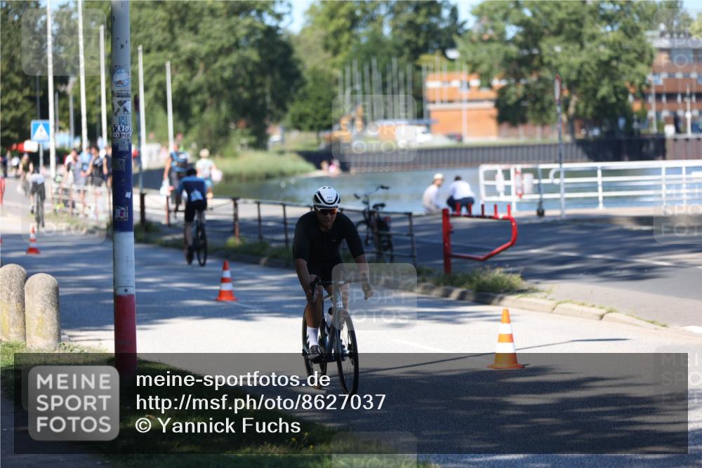 17.08.2025 - KN Förde Triathlon 2025 Yannick Fuchs http://msf.ph/oto/8627037 17.08.2025 13:11:43 Radfahren 450, 464, 484, 511, 516, 524, 461 meine-sportfotos.de