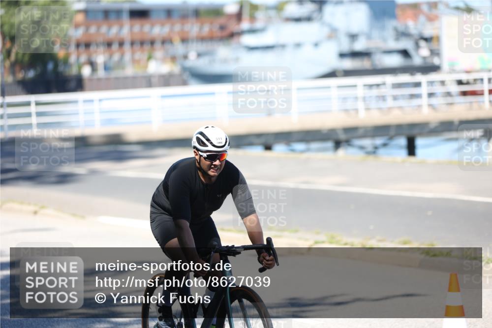 17.08.2025 - KN Förde Triathlon 2025 Yannick Fuchs http://msf.ph/oto/8627039 17.08.2025 13:11:44 Radfahren 450, 464, 484, 511, 516, 524, 461 meine-sportfotos.de