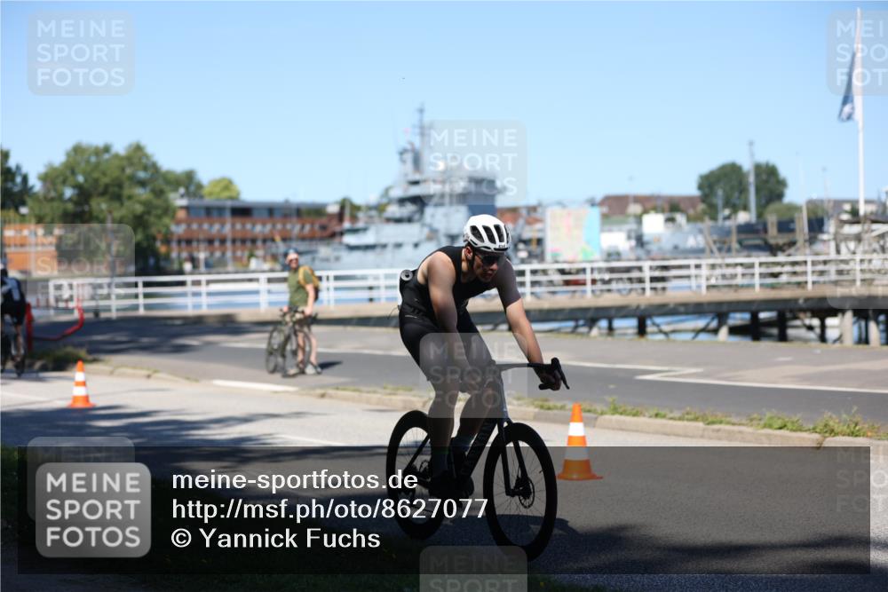 17.08.2025 - KN Förde Triathlon 2025 Yannick Fuchs http://msf.ph/oto/8627077 17.08.2025 13:12:19 Radfahren 398, 434, 471, 481, 528, 542, 546, 418, 458 meine-sportfotos.de