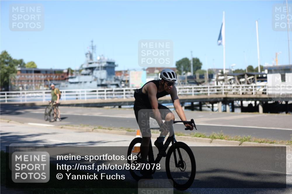 17.08.2025 - KN Förde Triathlon 2025 Yannick Fuchs http://msf.ph/oto/8627078 17.08.2025 13:12:19 Radfahren 398, 434, 471, 481, 528, 542, 546, 418, 458 meine-sportfotos.de