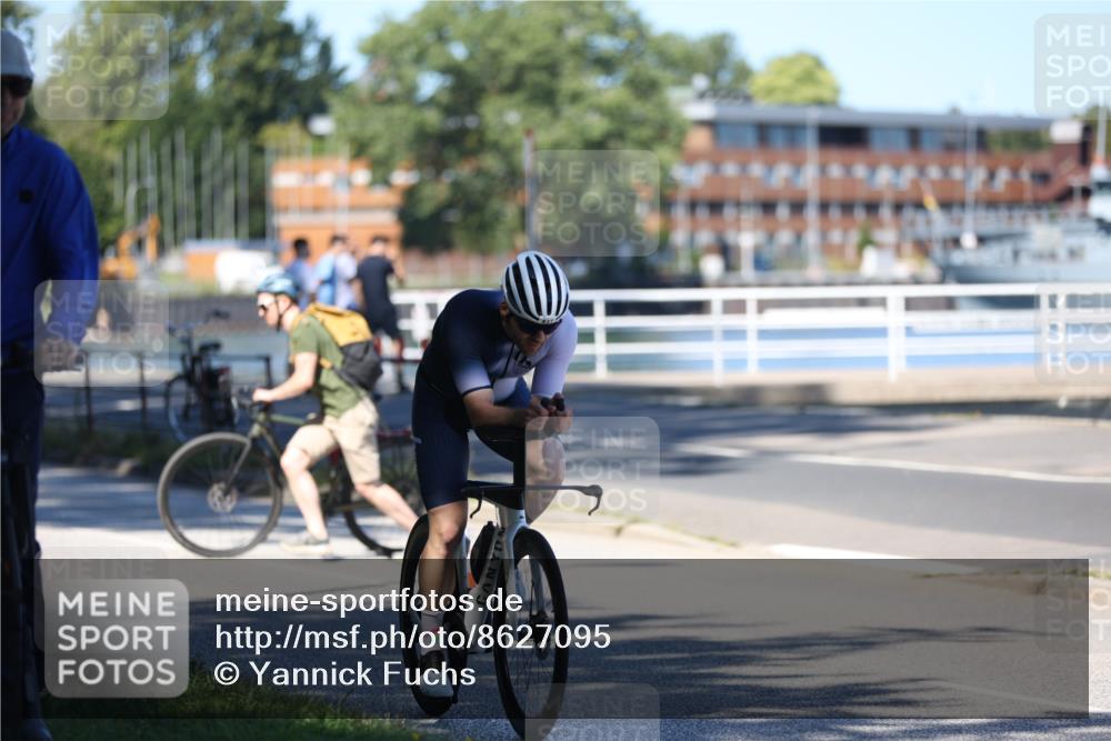 17.08.2025 - KN Förde Triathlon 2025 Yannick Fuchs http://msf.ph/oto/8627095 17.08.2025 13:12:32 Radfahren 437, 546 meine-sportfotos.de