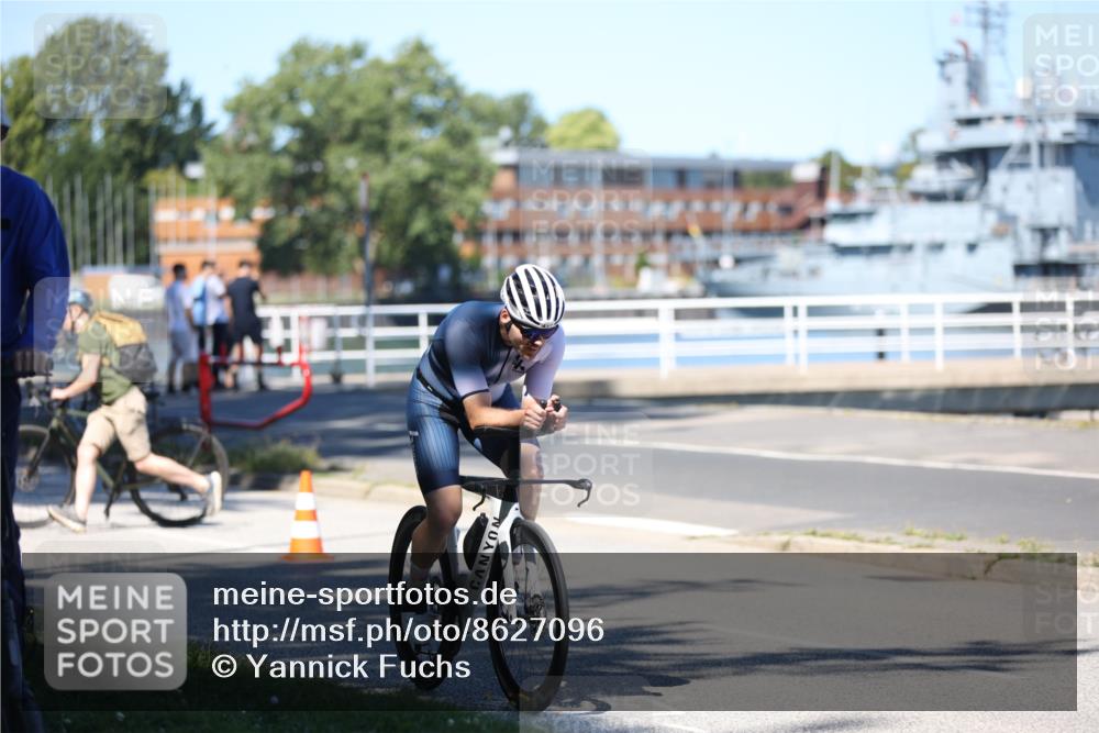 17.08.2025 - KN Förde Triathlon 2025 Yannick Fuchs http://msf.ph/oto/8627096 17.08.2025 13:12:33 Radfahren 437, 546 meine-sportfotos.de