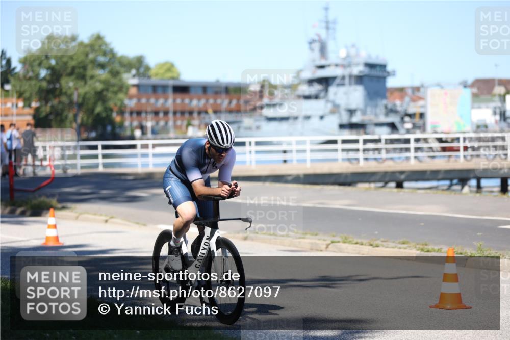 17.08.2025 - KN Förde Triathlon 2025 Yannick Fuchs http://msf.ph/oto/8627097 17.08.2025 13:12:33 Radfahren 437, 546 meine-sportfotos.de